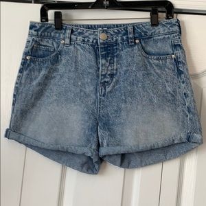 CP Mom Shorts - Size 9 Junior